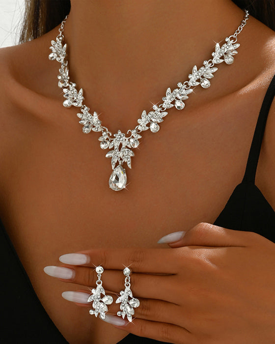 Sparkling Teardrop Pendant Necklace and Earrings Set