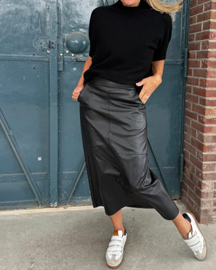 Casual Mid-Waist Solid Color Skirt