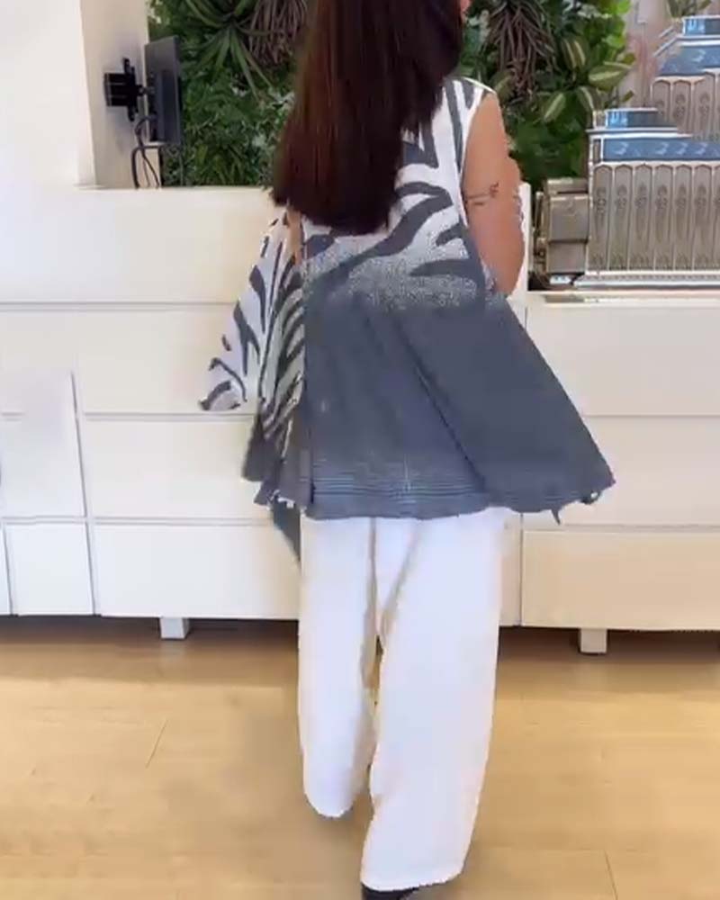 Sleeveless Zebra Print Tank Top