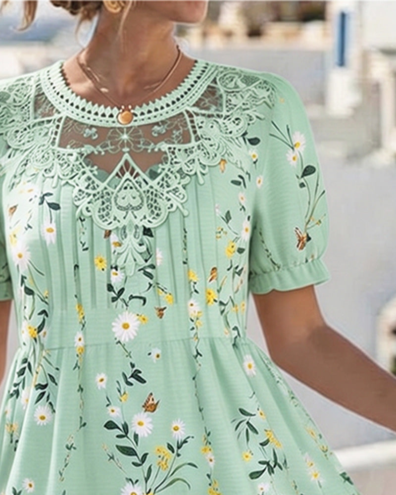 Daisy Lace Short Sleeve Vacation Dress