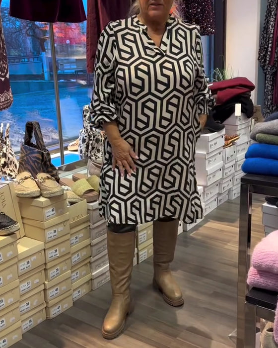 Stylish V-Neck Geometric Pattern Dress