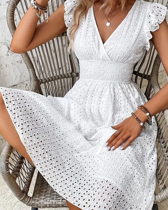 Solid color deep V waist dress