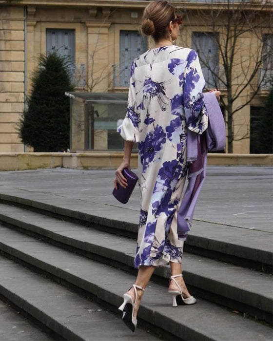 Elegant printed V-neck dress