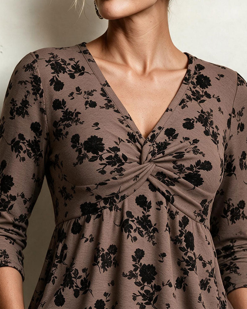 V-Neck Print Casual Top