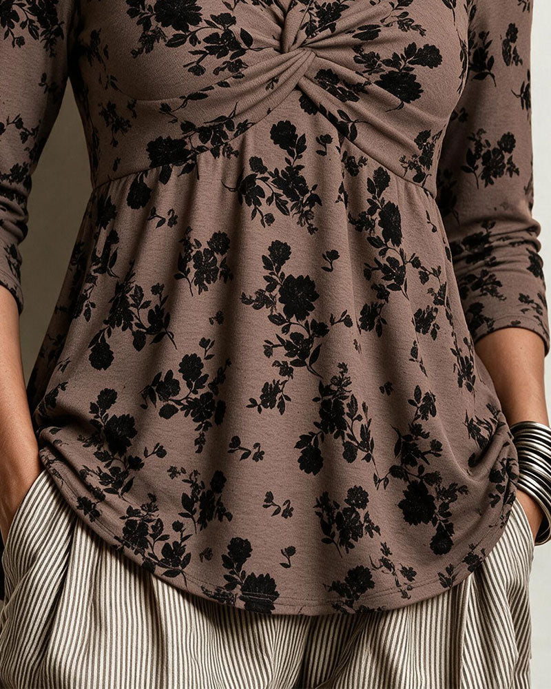 V-Neck Print Casual Top