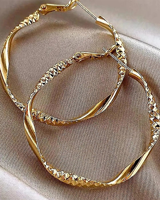 Minimalist Irregular Twist Hoop Earrings Elegant Textured Design
