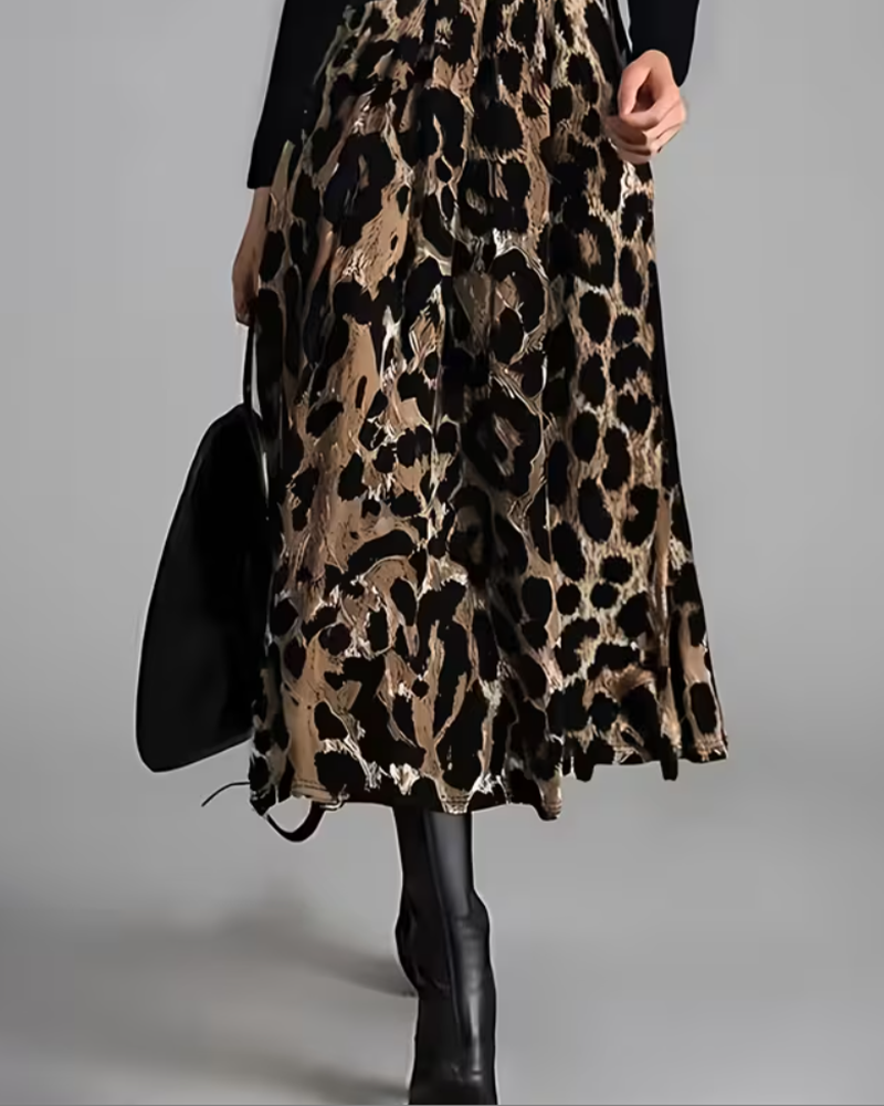 Crew Neck Leopard Full Skirt Dress