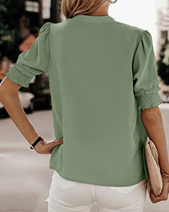 V-neck short sleeve blouse