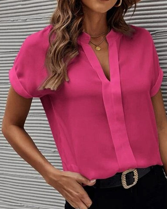 V-neck short-sleeved blouse
