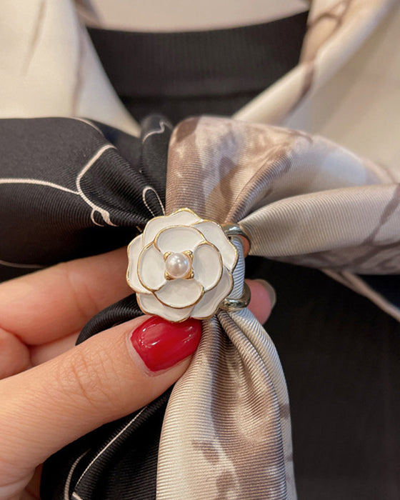 Camellia scarf buckle