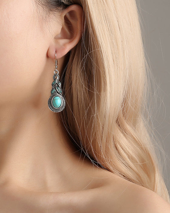 Turquoise drop earrings and necklace