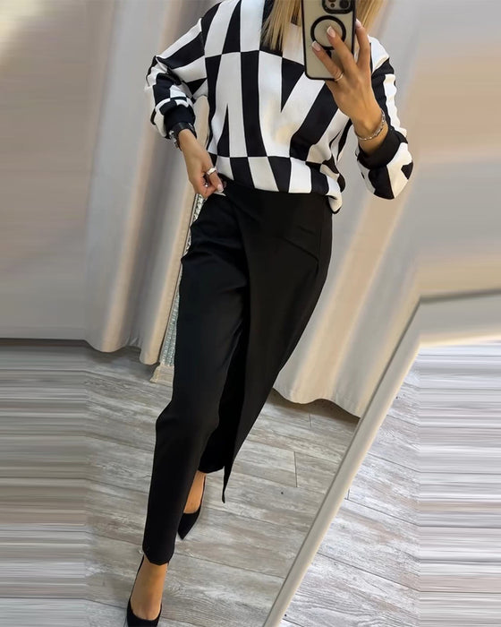 V-print crew neck sweatshirt