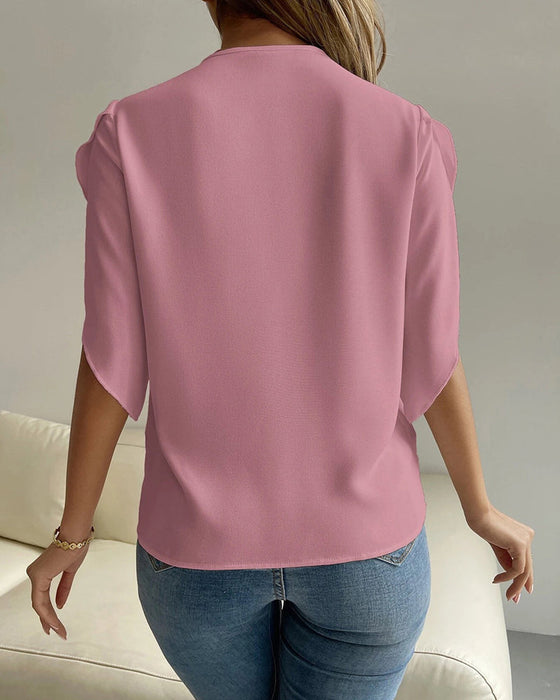 V-neck solid color temperament short-sleeved shirt