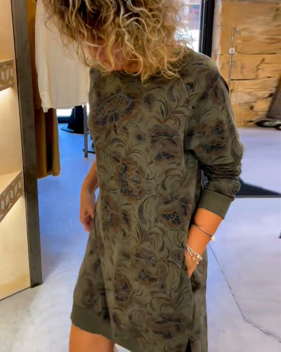 Loose printed crew neck dress