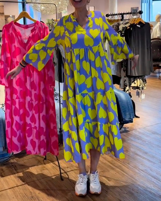 V-neck heart pattern print dress